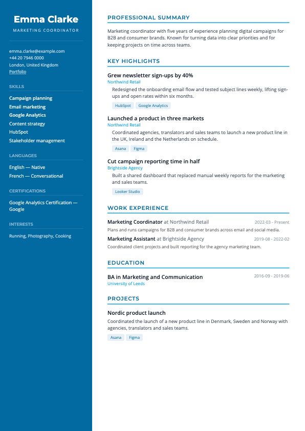Preview of the Sidebar CV template